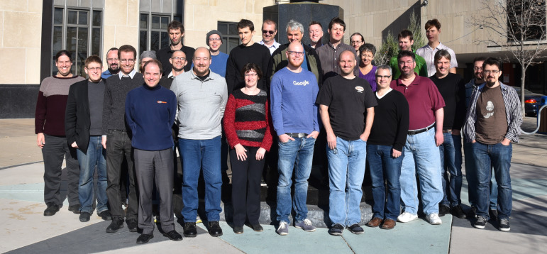 File:Wineconf2016 Group small.jpg
